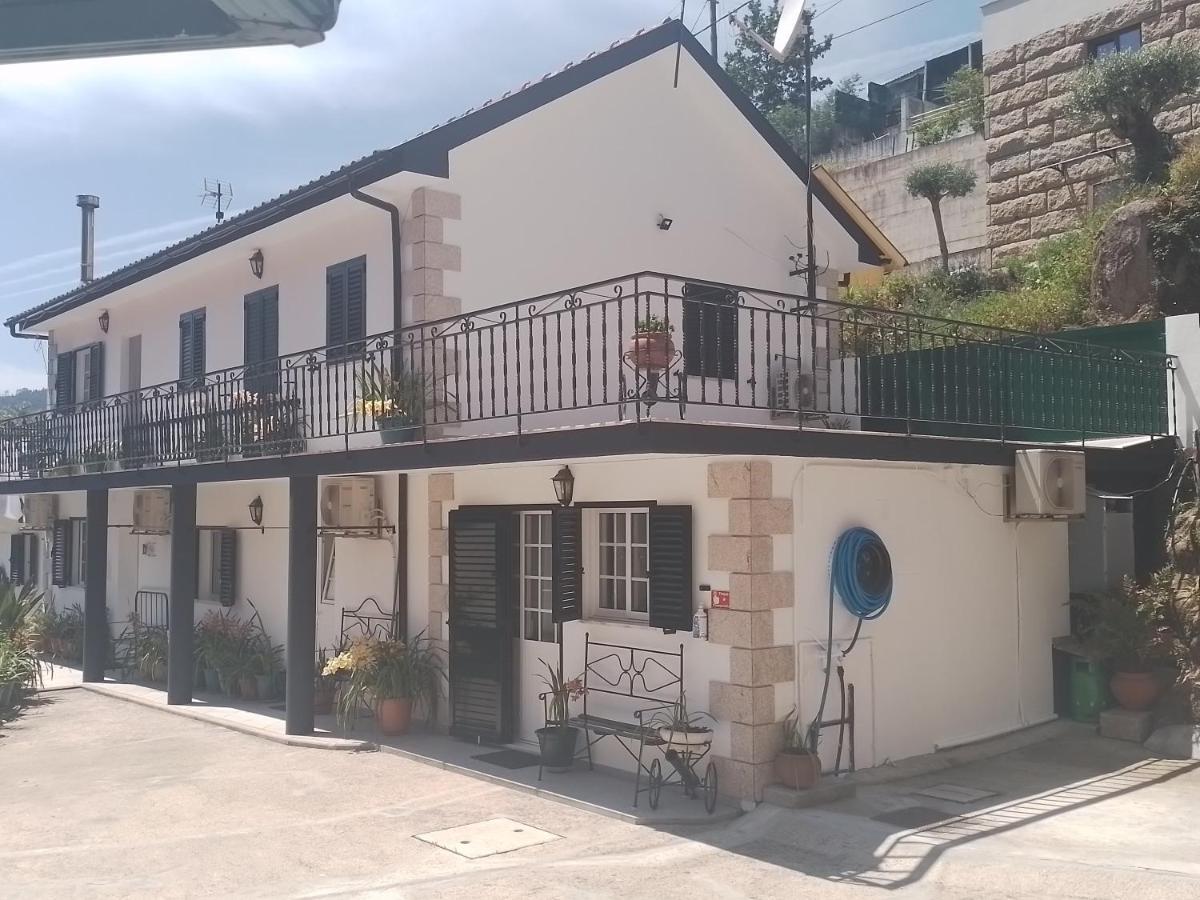 Casa Do Eido Hotel Geres Bagian luar foto